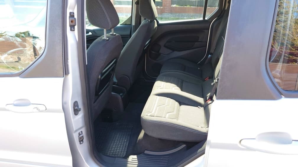 2013 Ford TOURNEO - 19