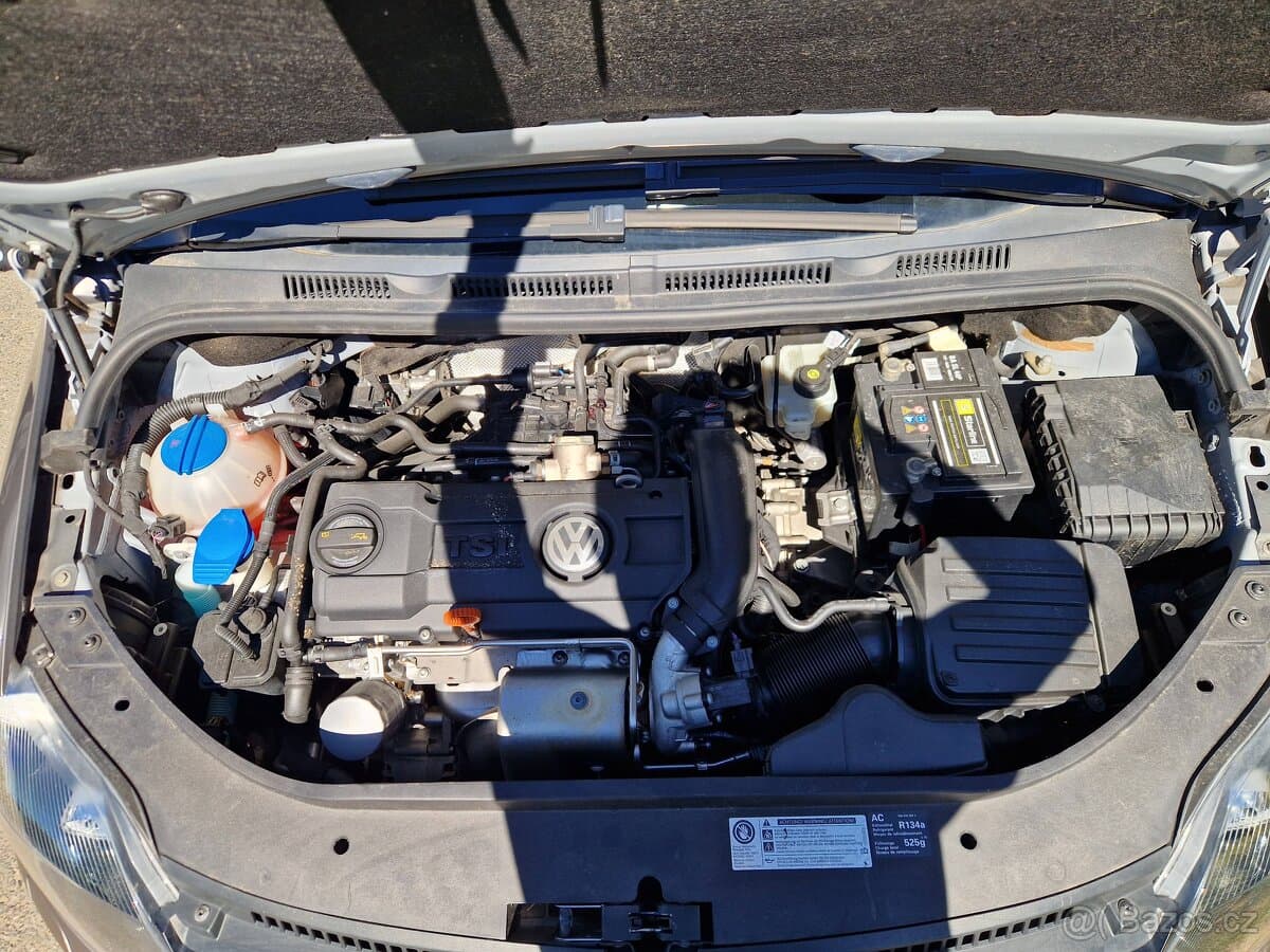 2009 Volkswagen GOLF - 19