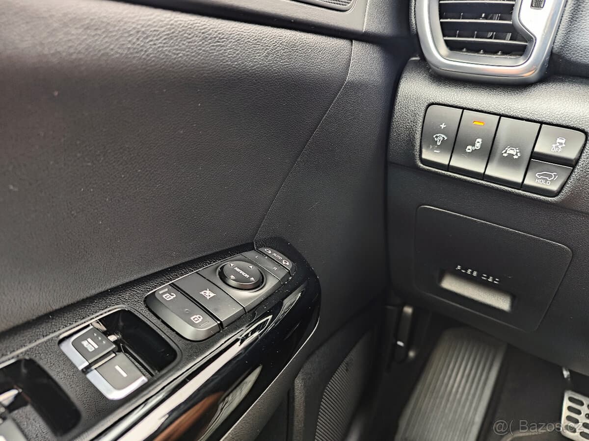 2016 Kia SPORTAGE - 19