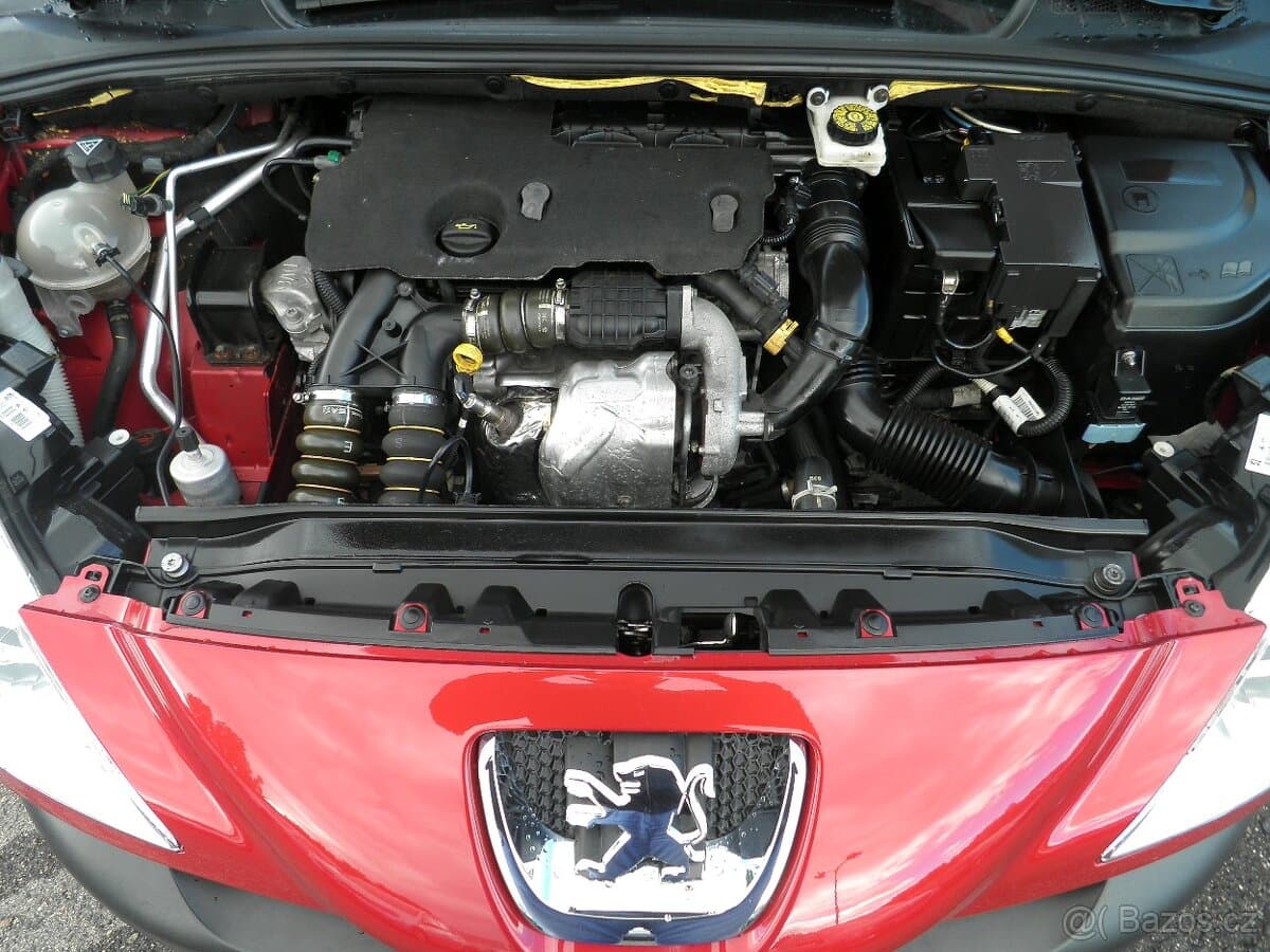 2010 Peugeot 308 - 19