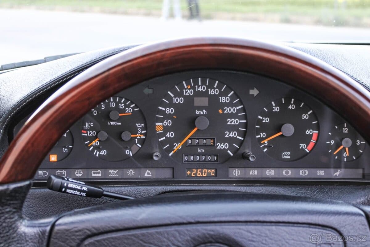 1993 Mercedes-Benz SL - 19