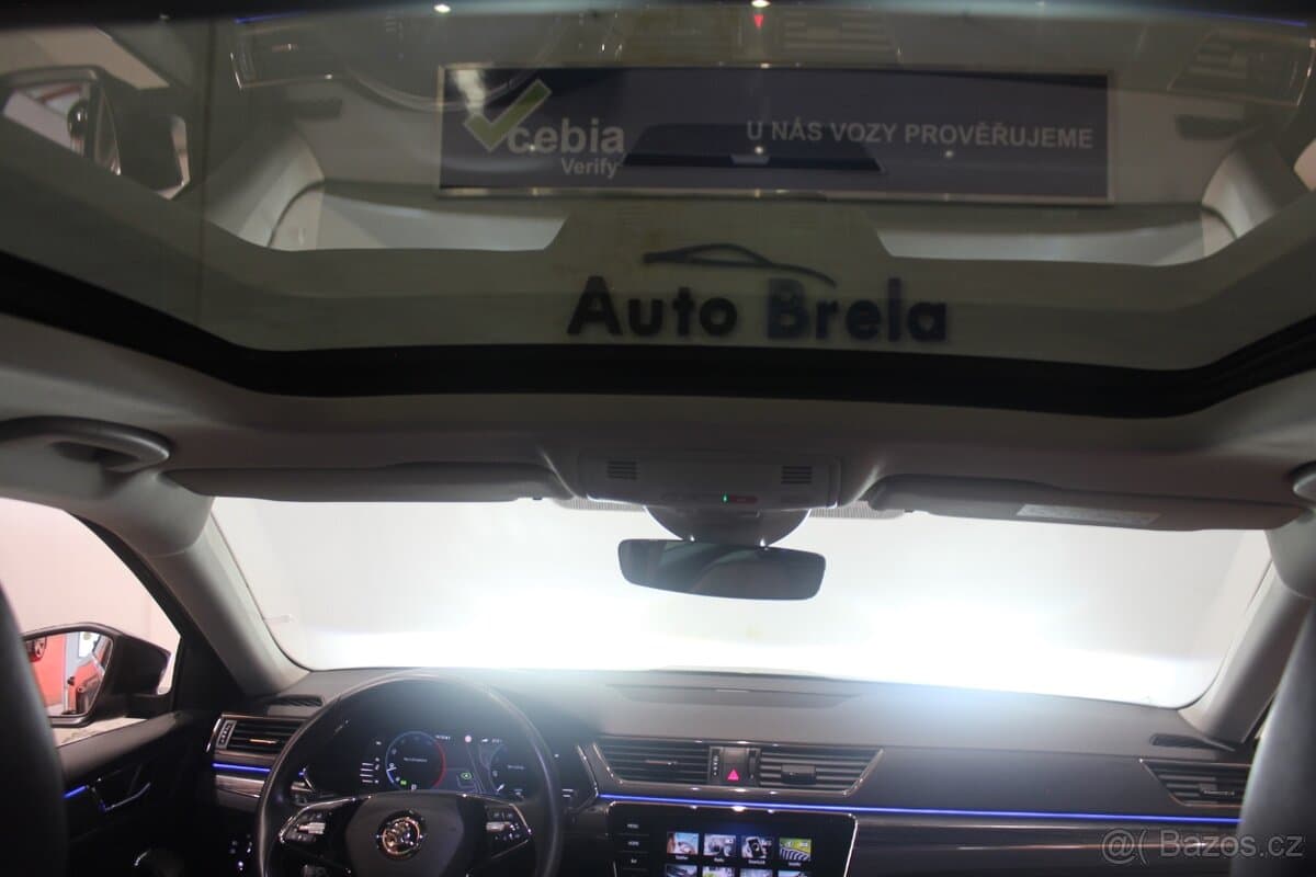 2021 Škoda SUPERB - 19