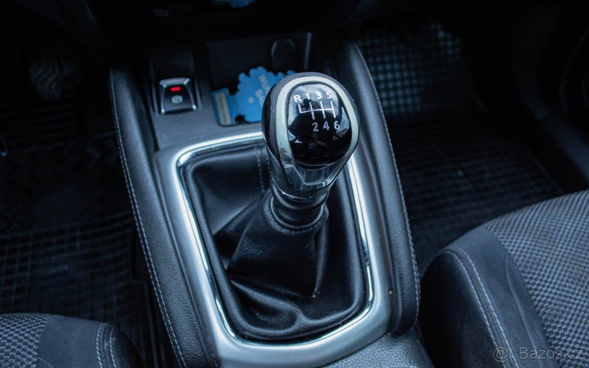 2014 Nissan QASHQAI - 19