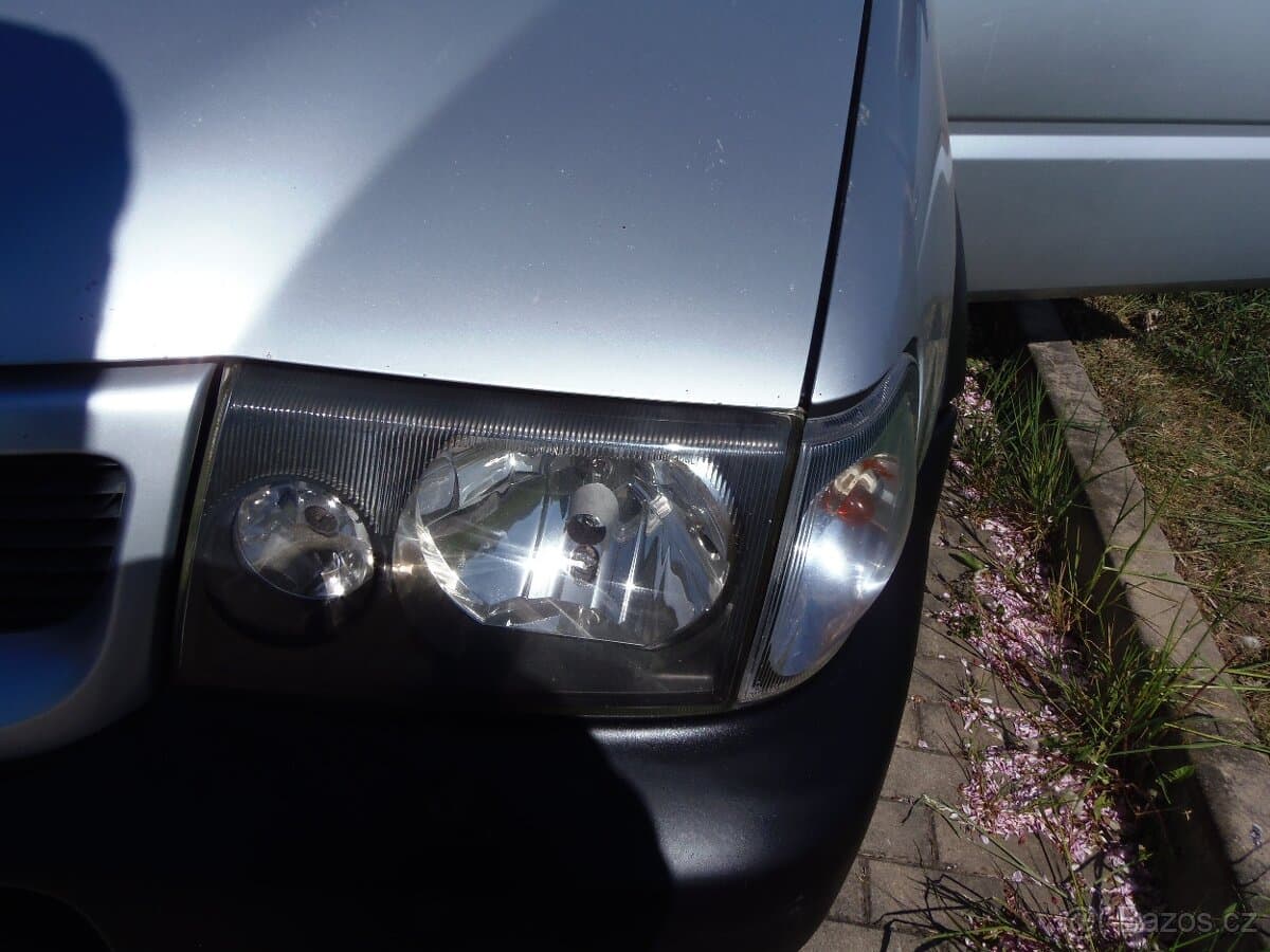 2004 Nissan OSTATNÍ - 19