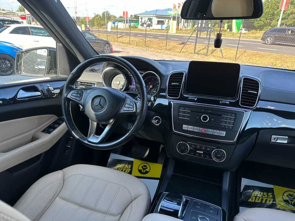 2017 Mercedes-Benz GL - 19
