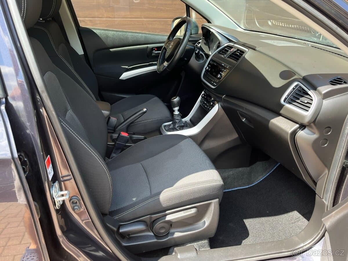 2014 Suzuki S-CROSS - 19