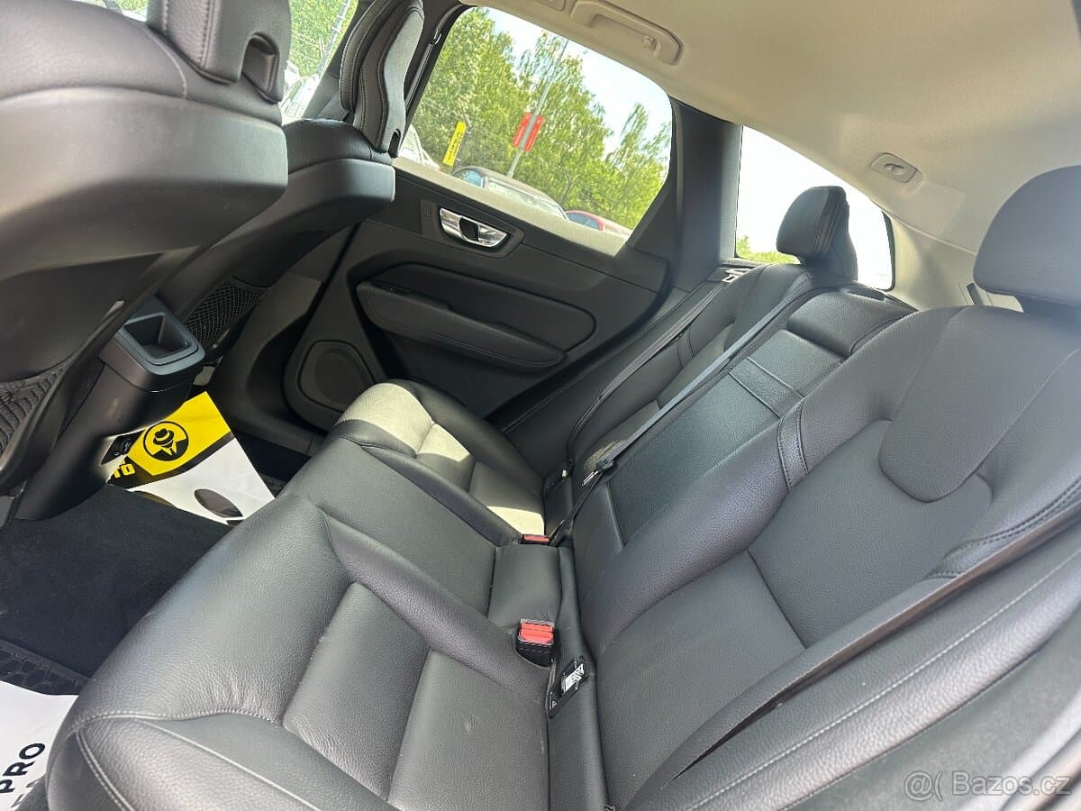 2019 Volvo XC60 - 19