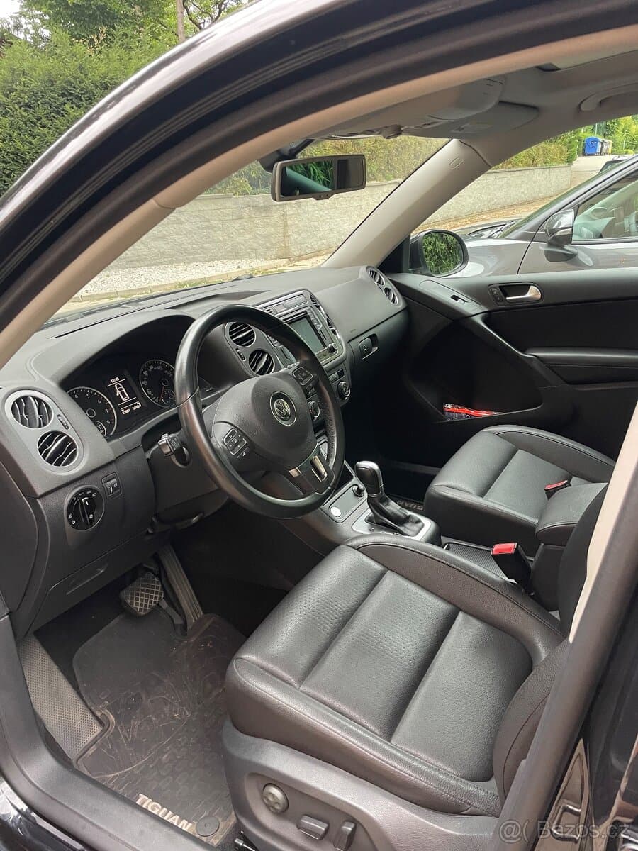 2015 Volkswagen TIGUAN - 19