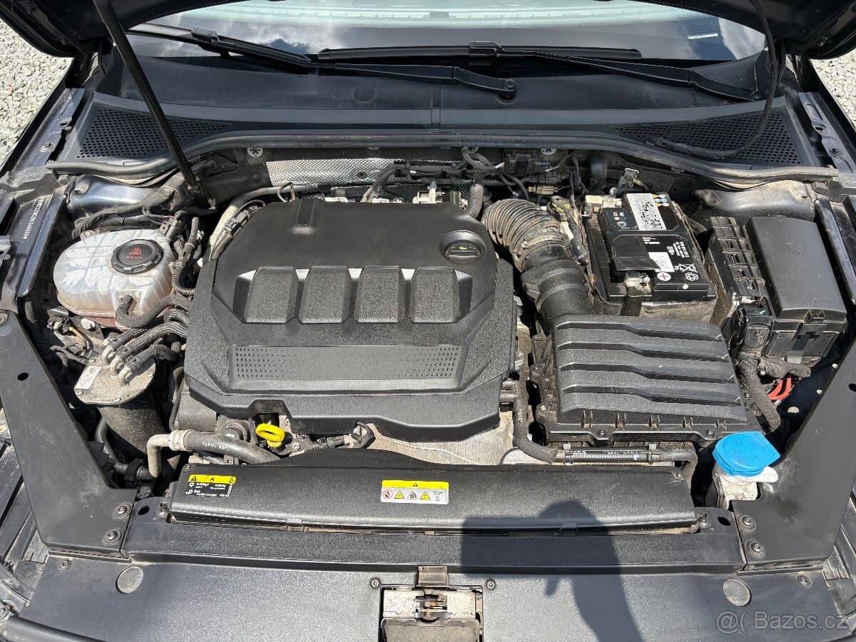 2021 Volkswagen PASSAT - 19