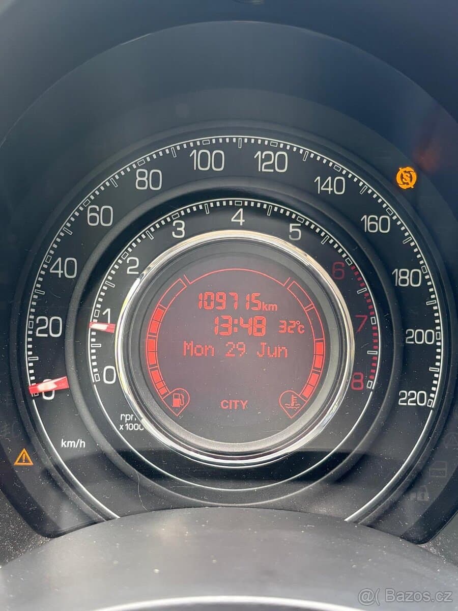 2010 Fiat 500 - 19