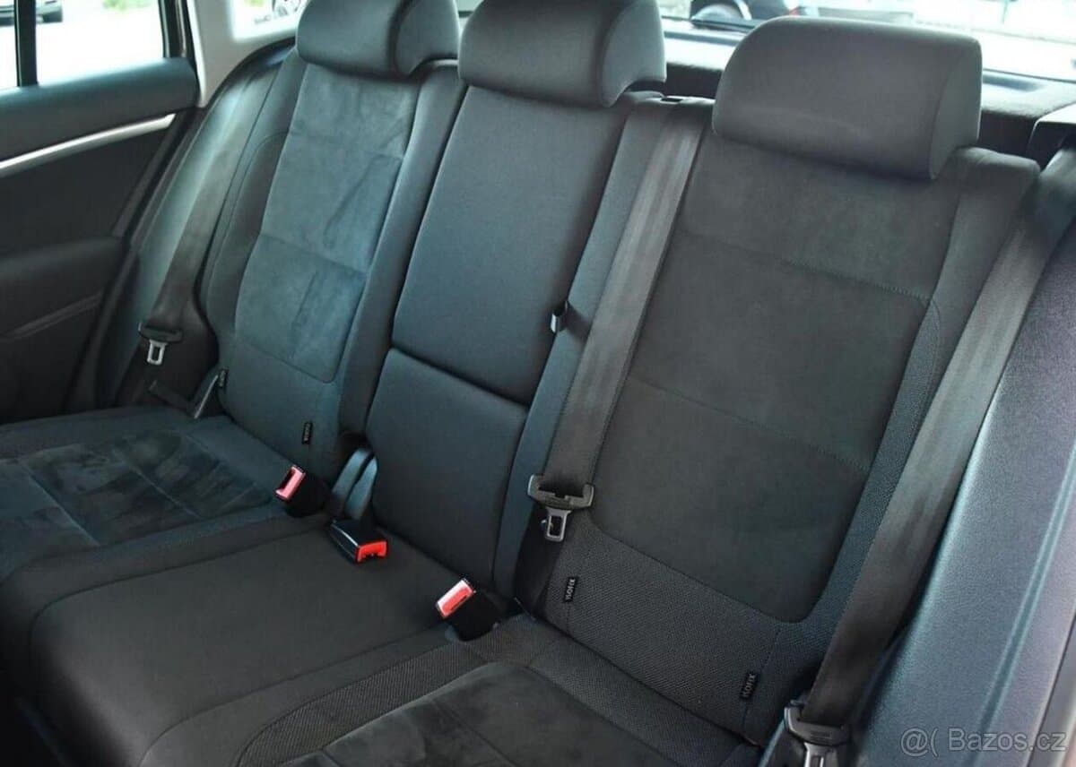 2012 Volkswagen TIGUAN - 19
