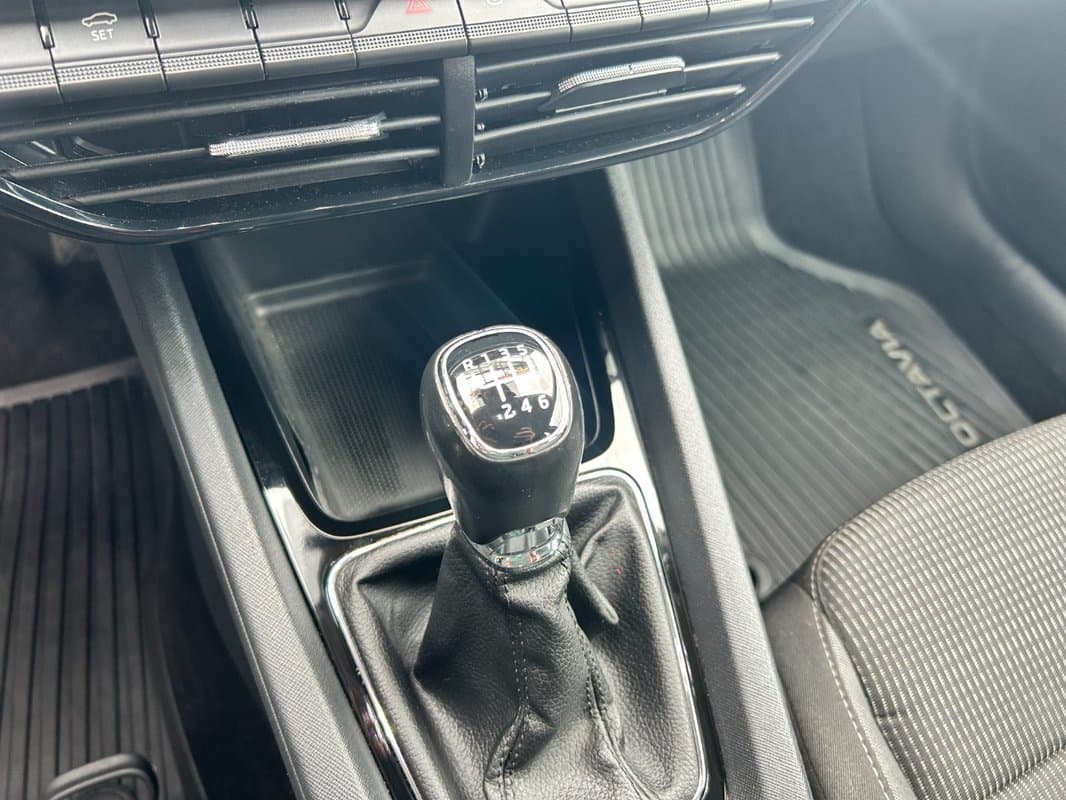 2021 Škoda OCTAVIA - 19