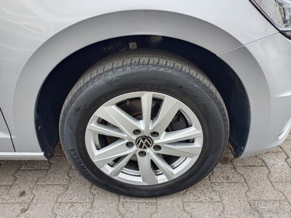 Volkswagen TOURAN - 19