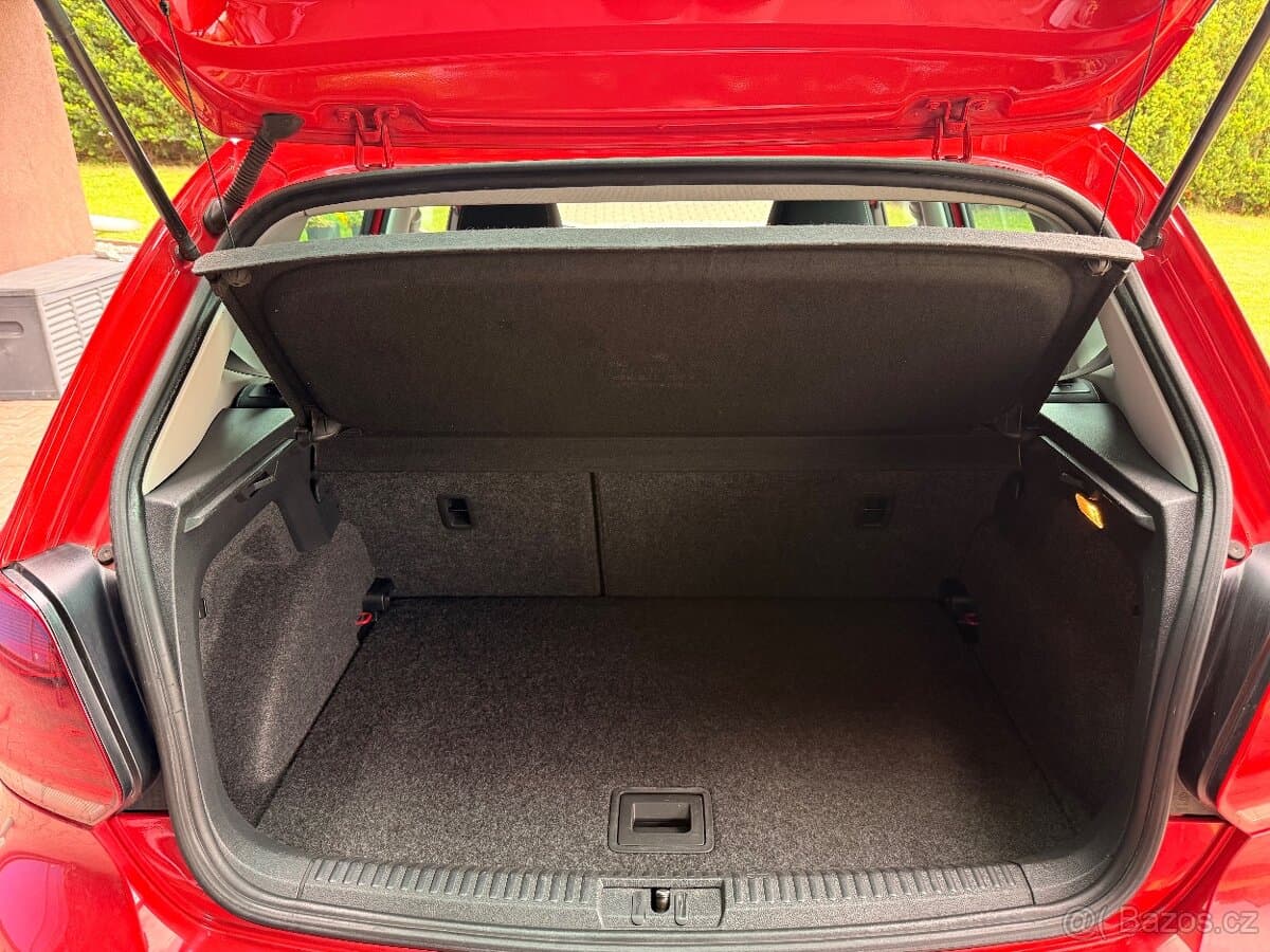 2012 Volkswagen POLO - 19