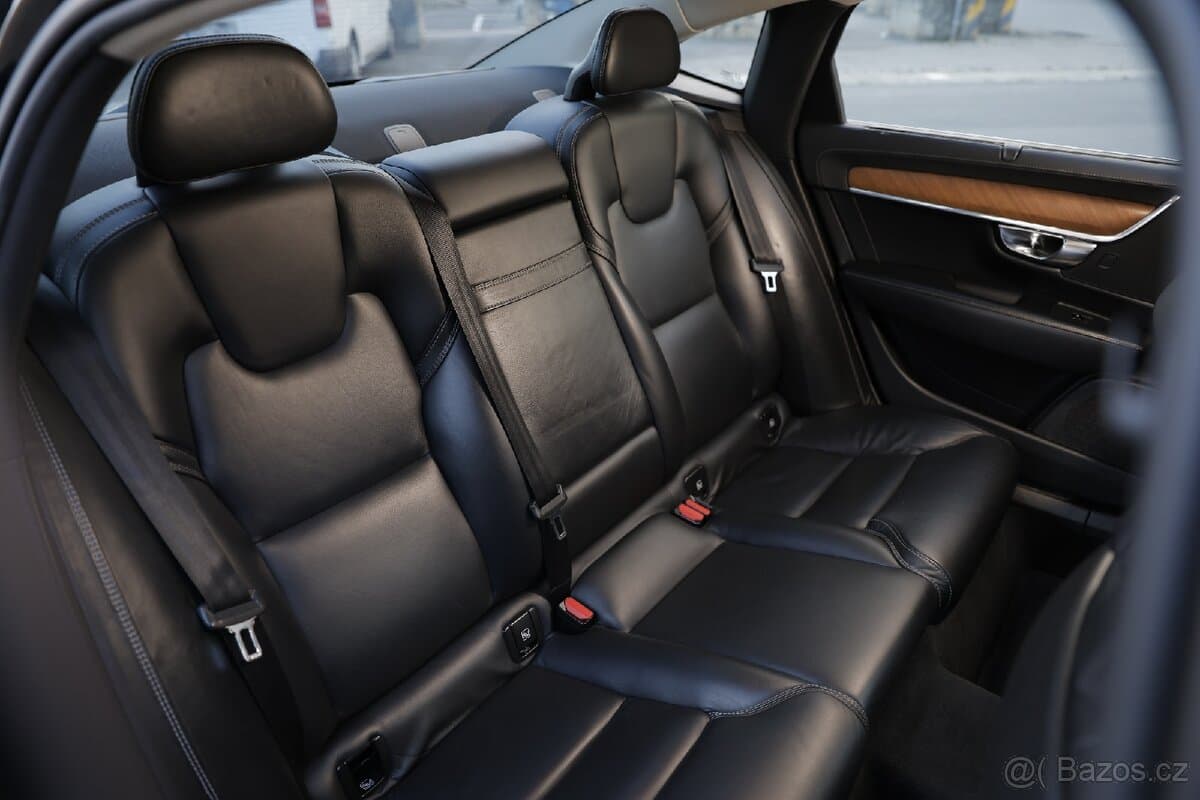 2019 Volvo S90 - 19