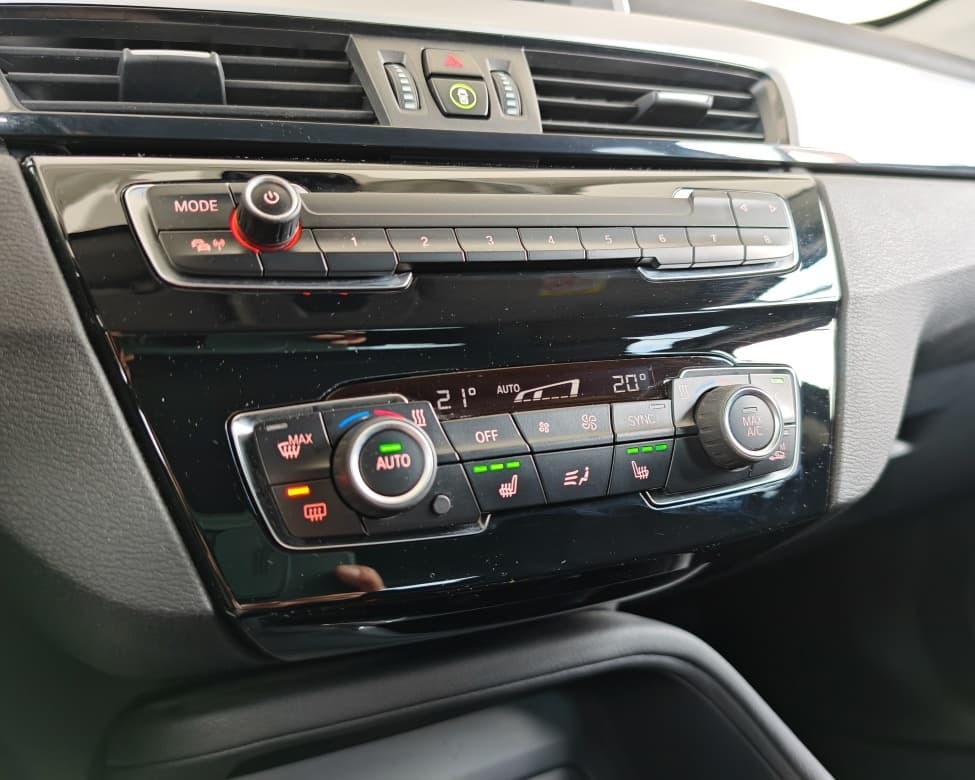 2016 BMW X1 - 19