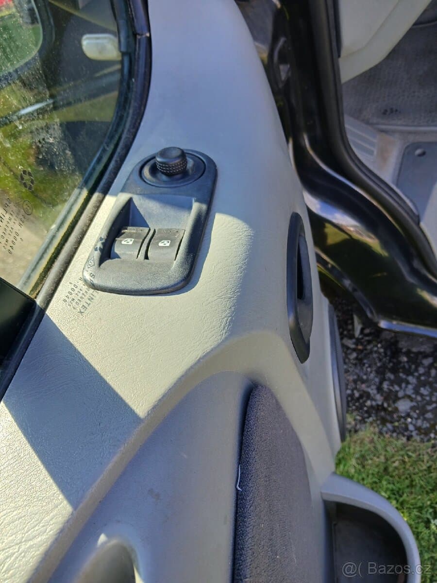 2007 Renault TRAFIC - 19