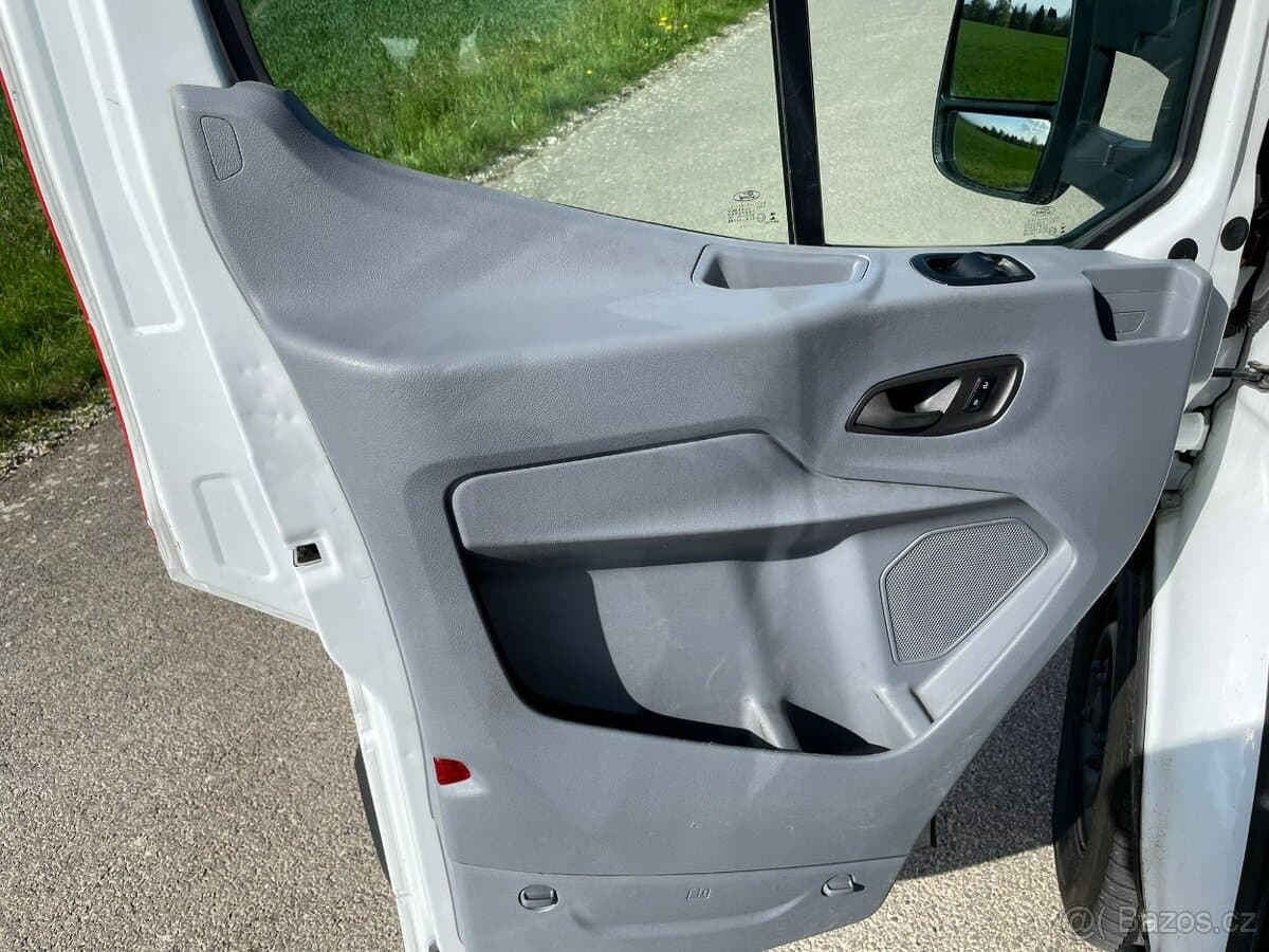 2017 Ford TRANSIT - 19