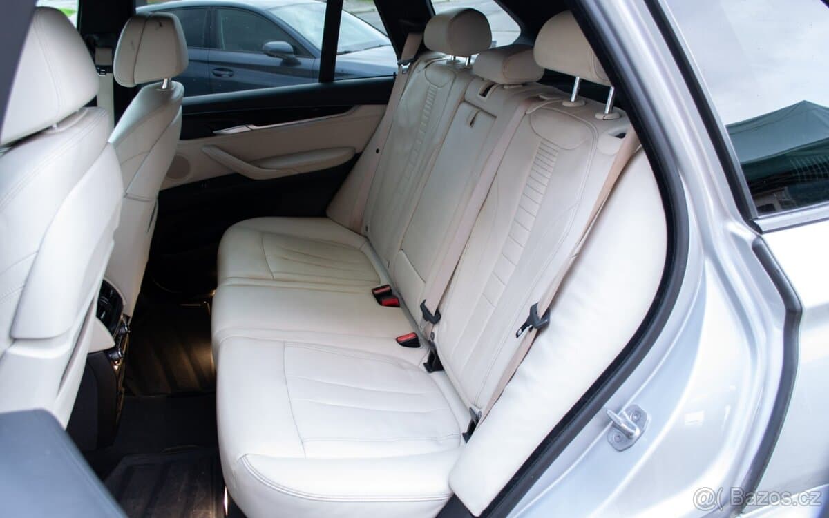 2017 BMW X5 - 19
