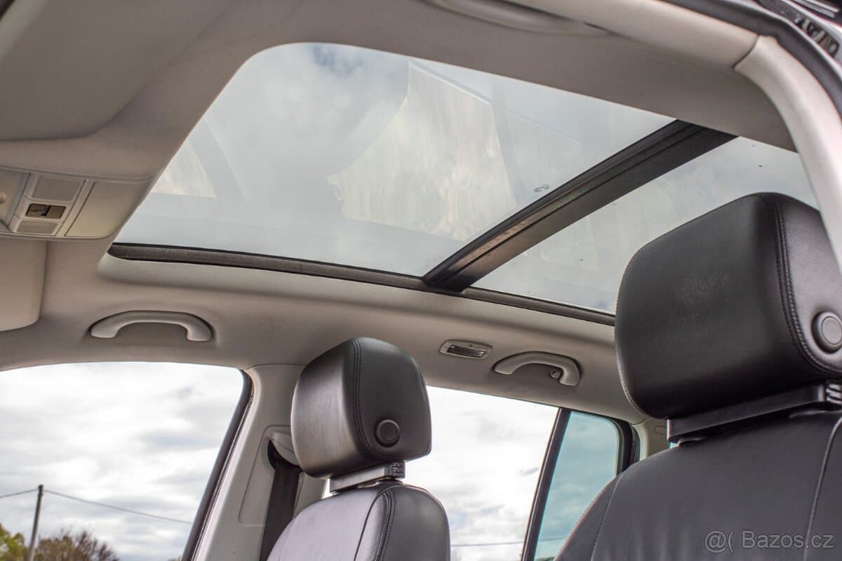 2012 Volkswagen TIGUAN - 19