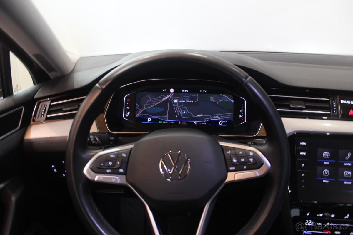 2023 Volkswagen PASSAT - 19