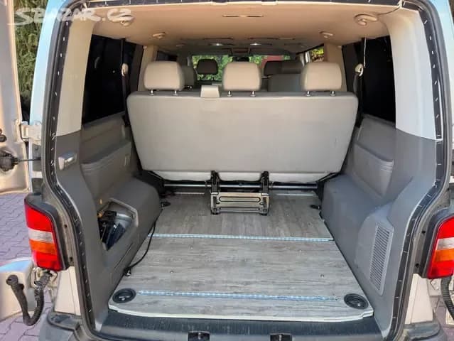 2009 Volkswagen CARAVELLE - 19