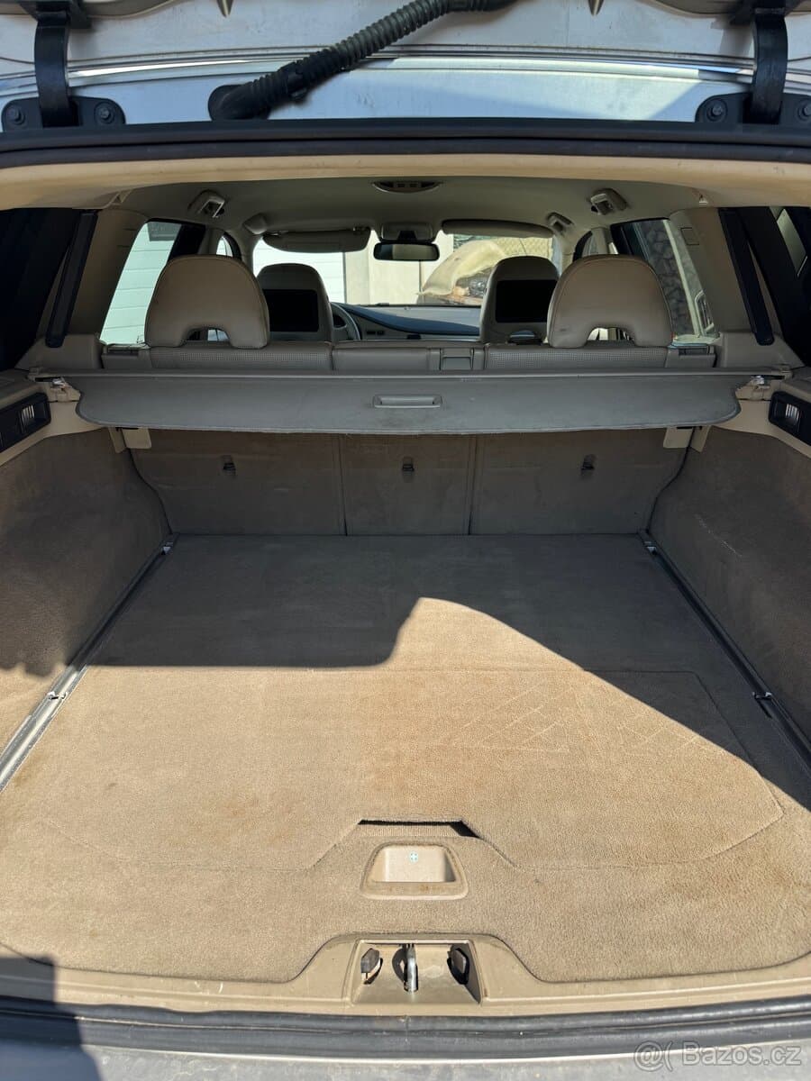 2008 Volvo V70 - 19