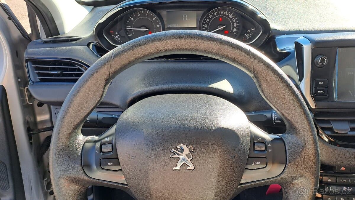 2016 Peugeot 208 - 19