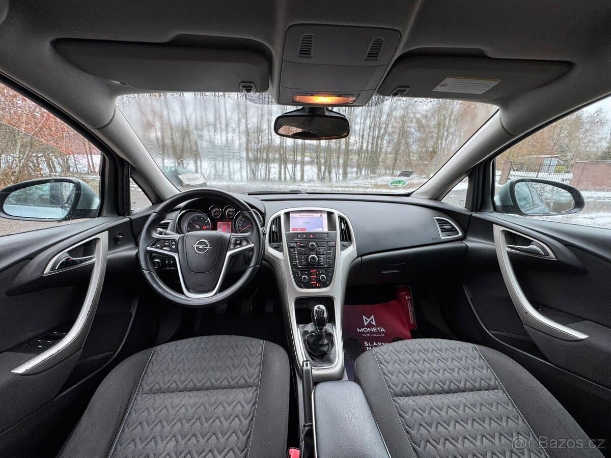 2013 Opel ASTRA - 19
