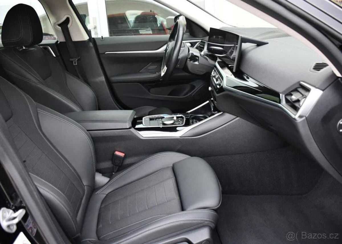 2023 BMW i4 - 19