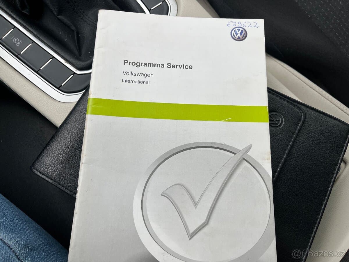 Volkswagen PASSAT - 19