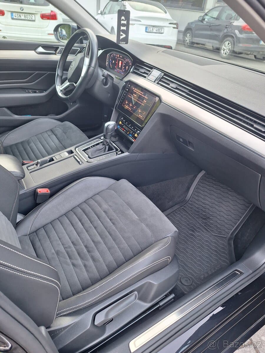 2021 Volkswagen PASSAT - 19