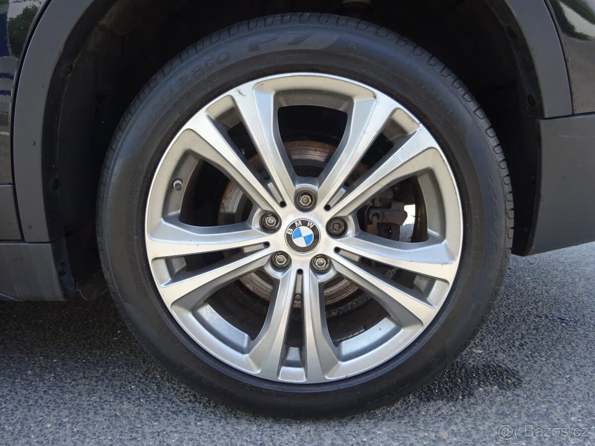 2018 BMW X1 - 19