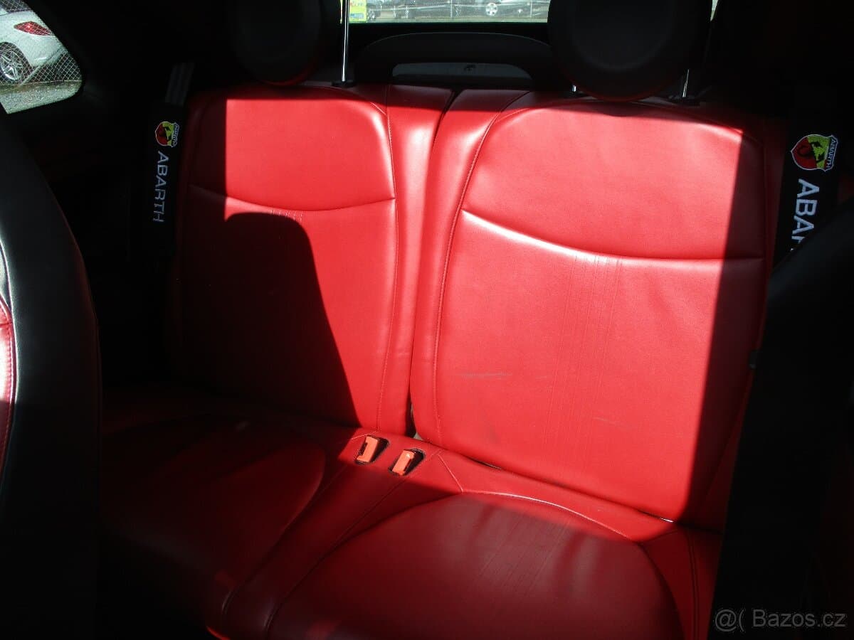 2011 Fiat 500 - 19