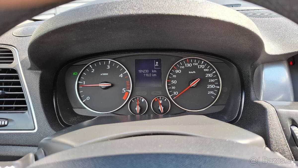 2011 Renault LAGUNA - 19