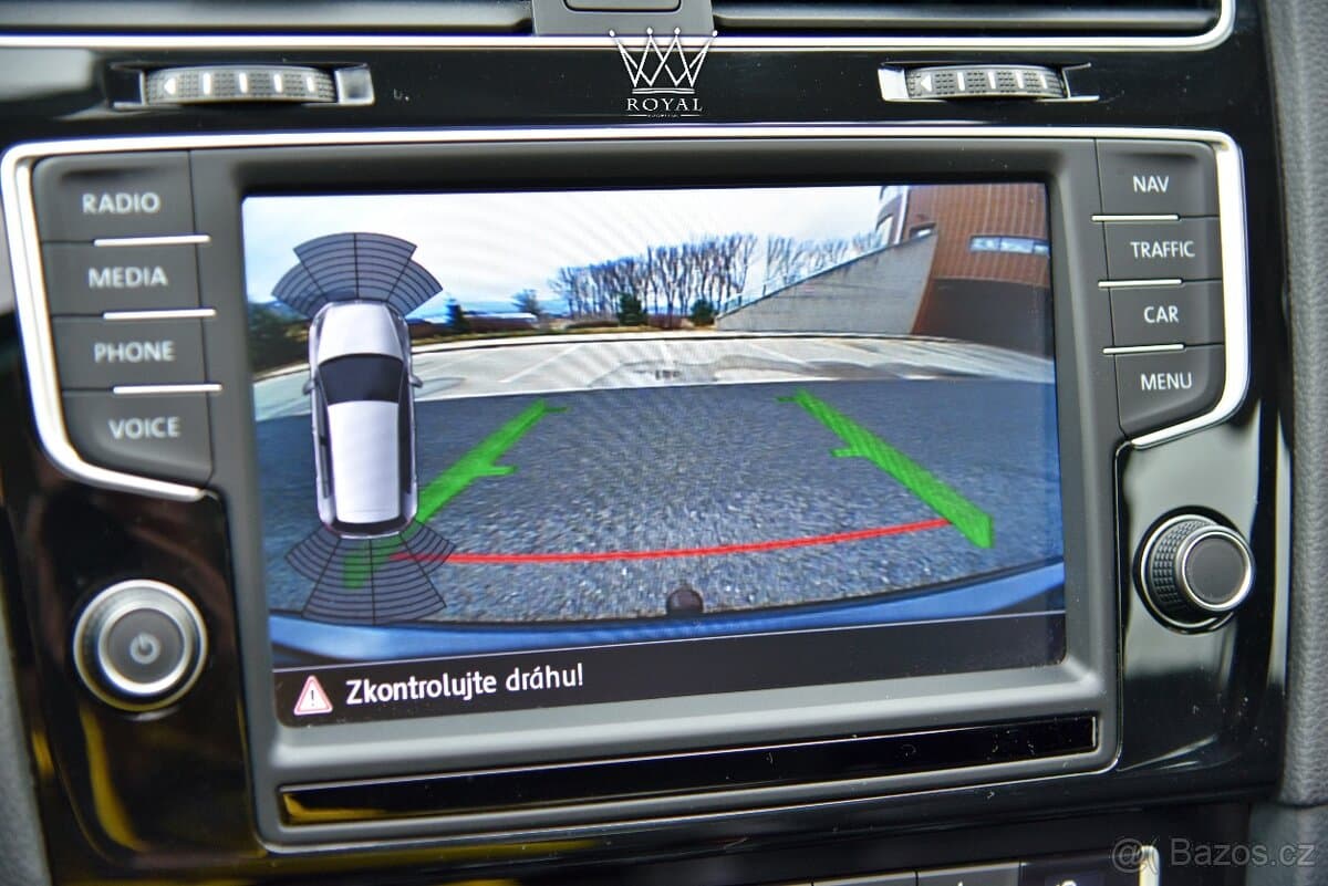 2013 Volkswagen GOLF - 19