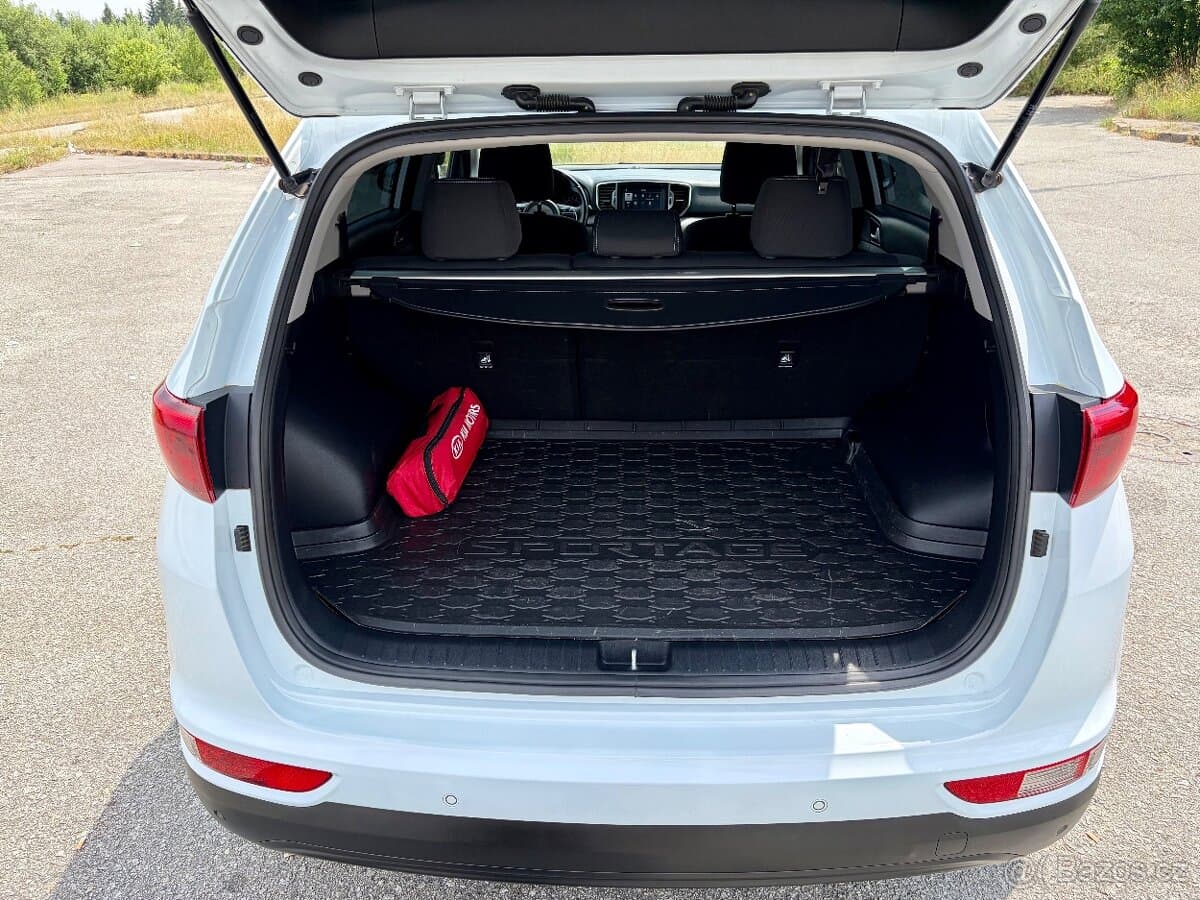 2017 Kia SPORTAGE - 19