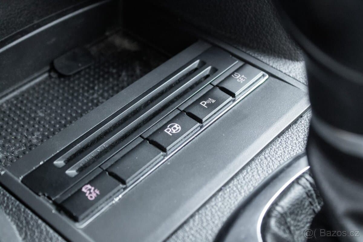 2013 Volkswagen TOURAN - 19