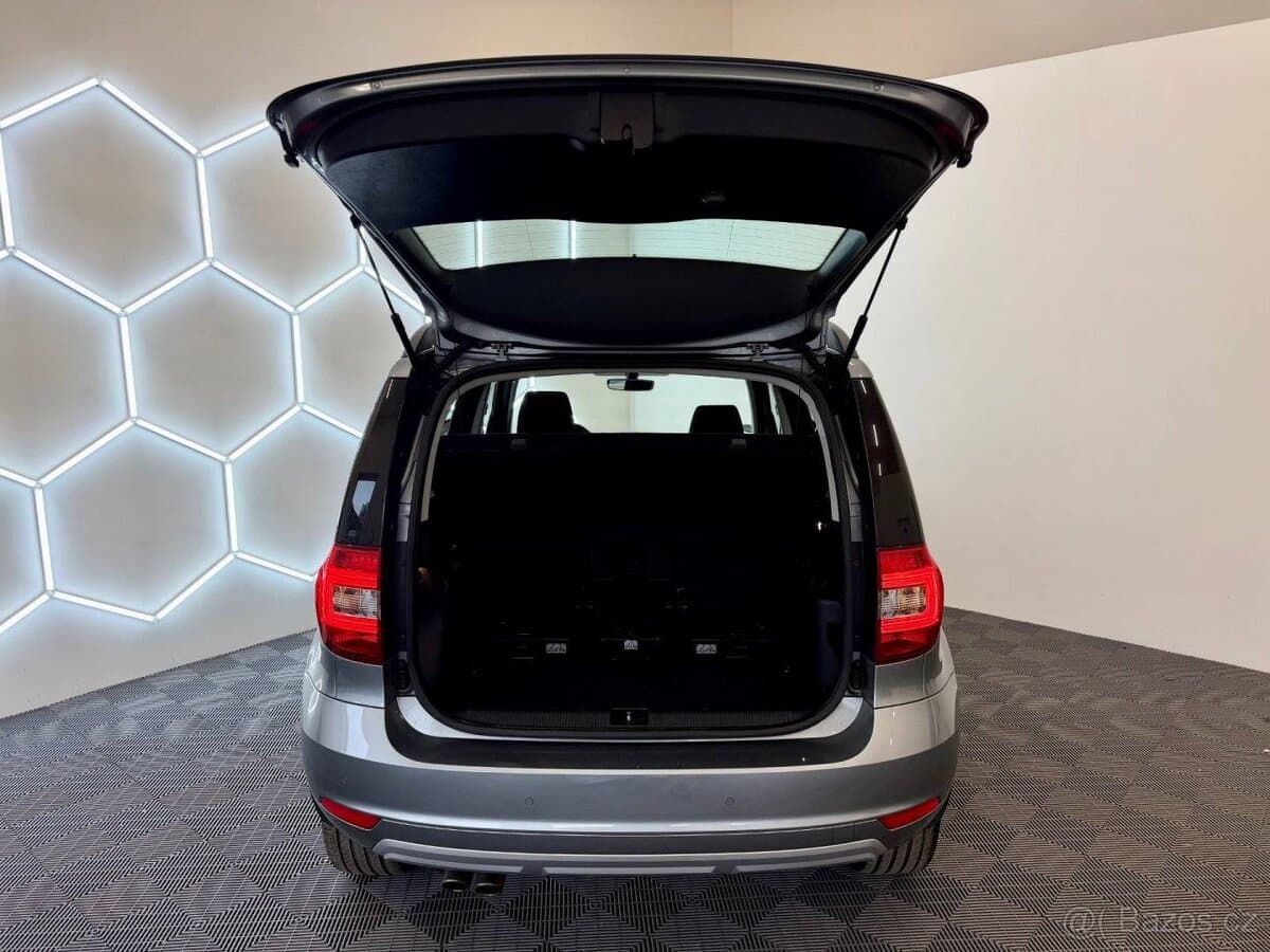 2017 Škoda YETI - 19