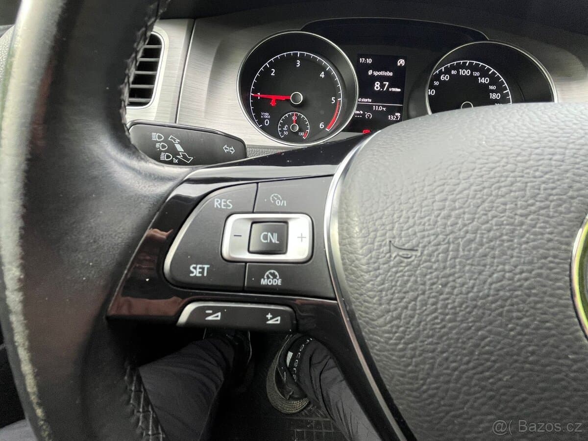 2016 Volkswagen GOLF - 19