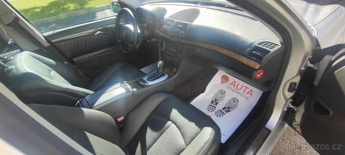2004 Mercedes-Benz E-CLASS - 19
