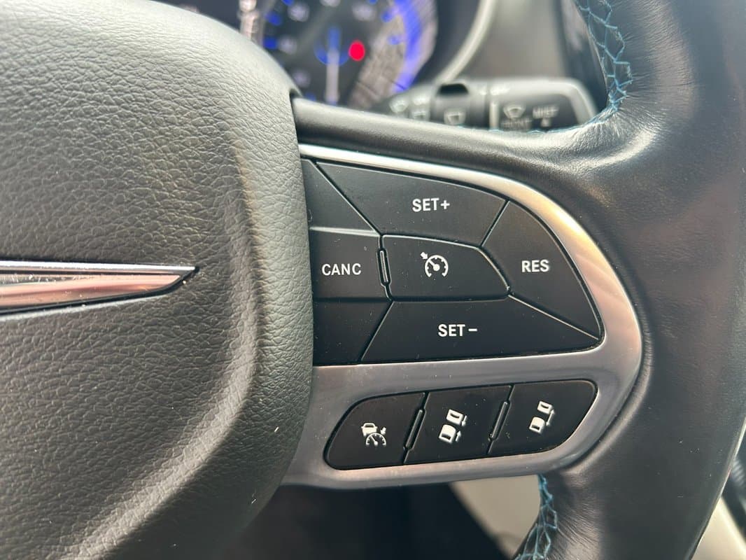 2021 Chrysler PACIFICA - 19