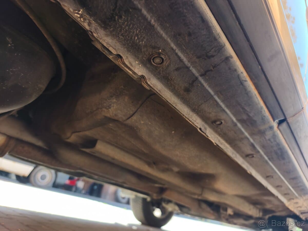 2004 Nissan X-TRAIL - 19