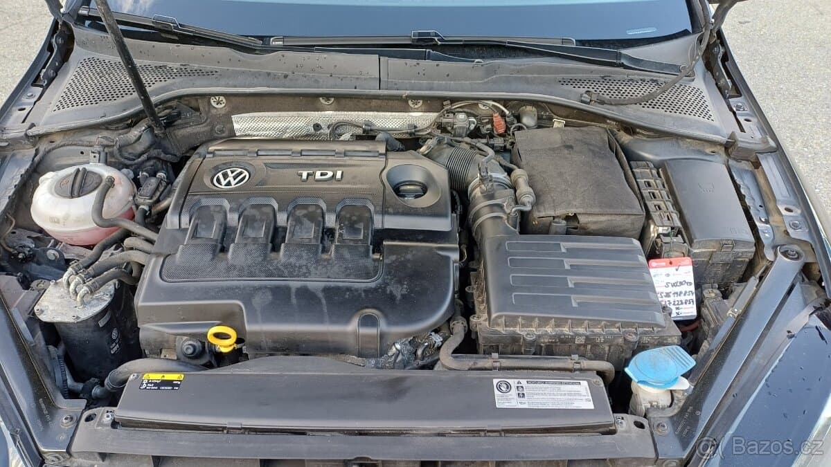Volkswagen GOLF - 19