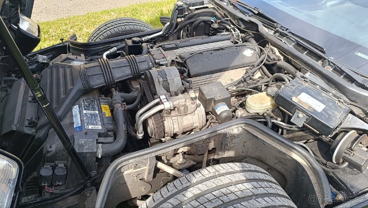 1992 Chevrolet CORVETTE - 19
