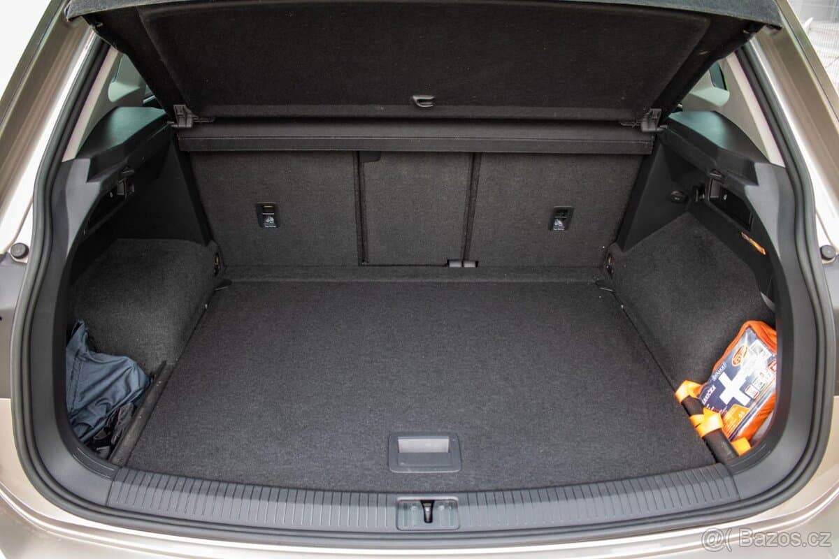 2019 Volkswagen TIGUAN - 19