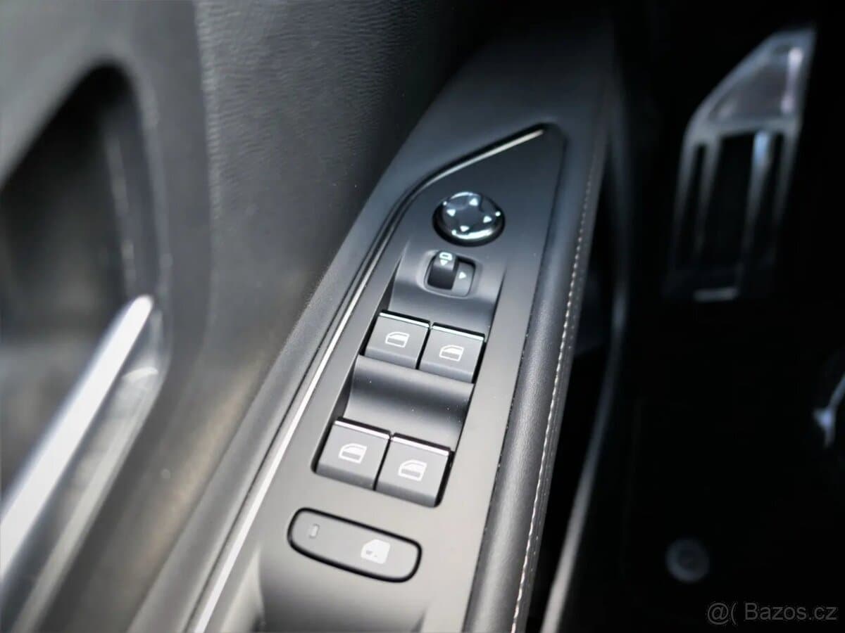 2022 Peugeot 3008 - 19