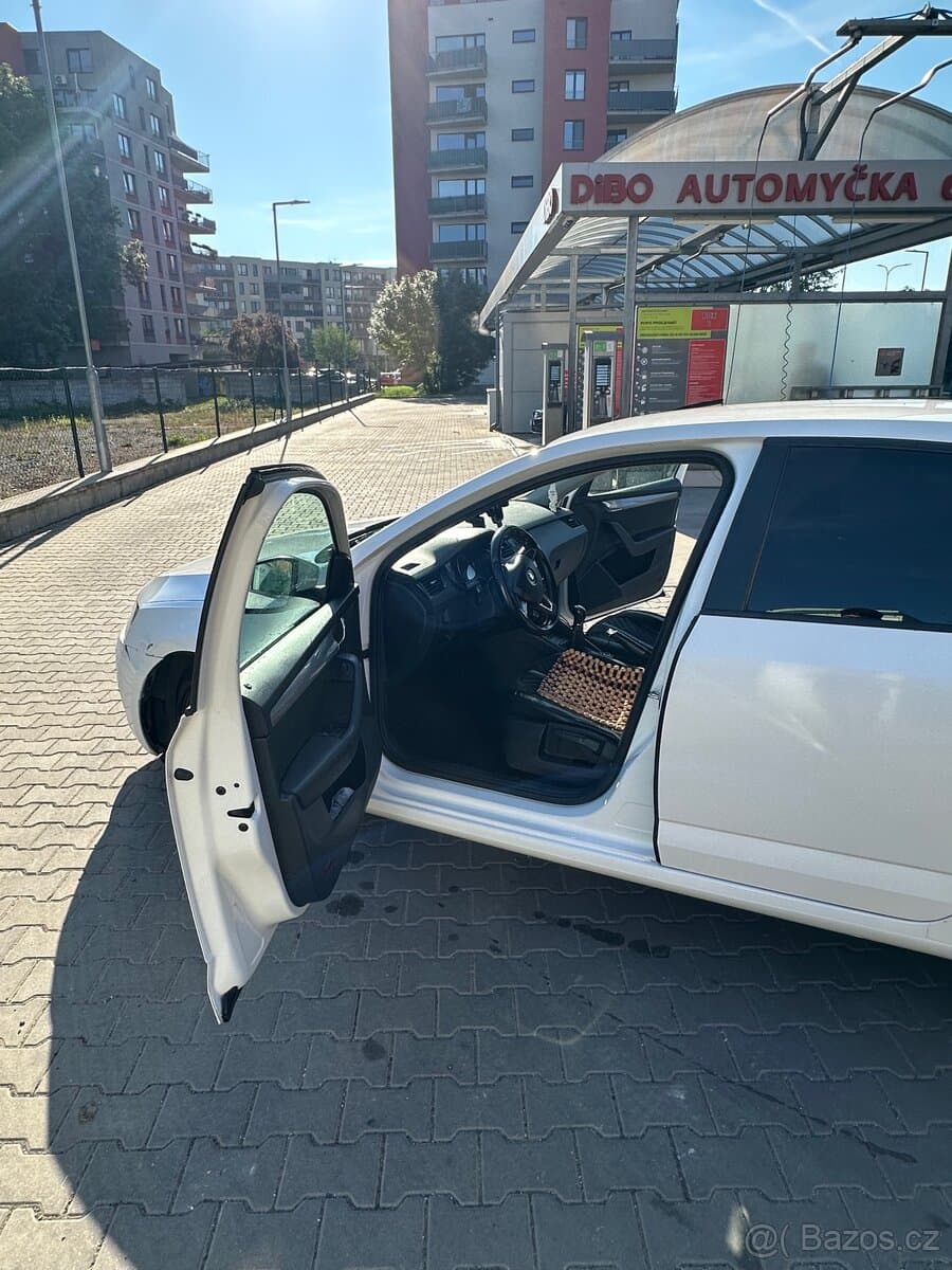 2018 Škoda OCTAVIA - 19
