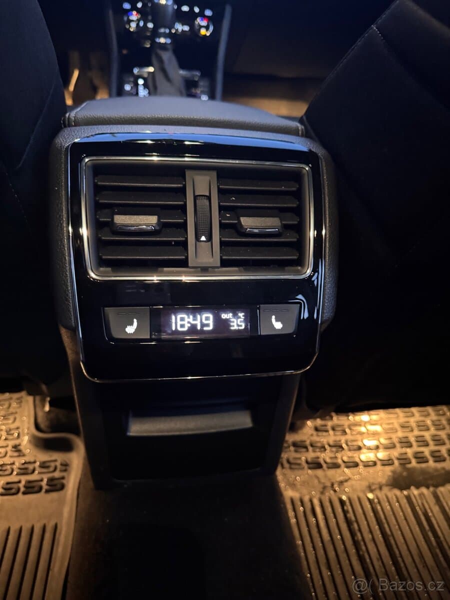 2019 Škoda SUPERB - 19