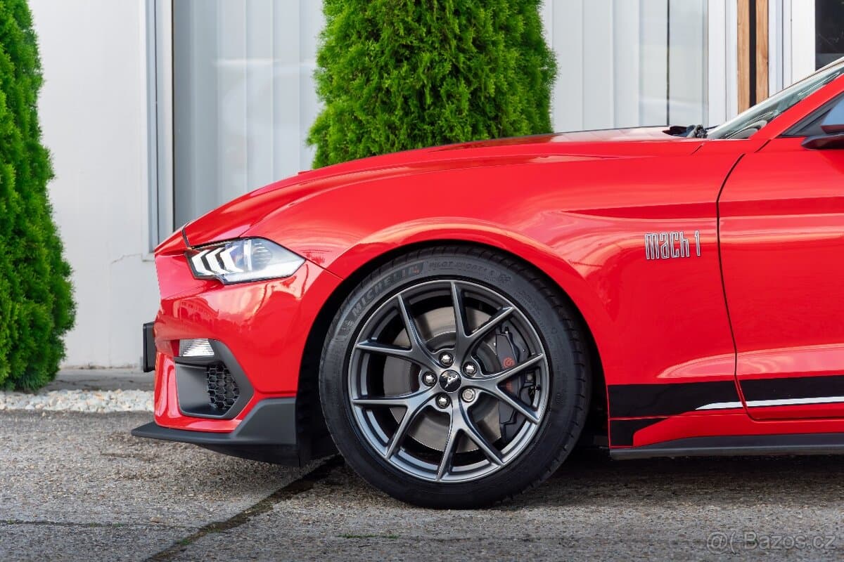 2023 Ford MUSTANG - 19